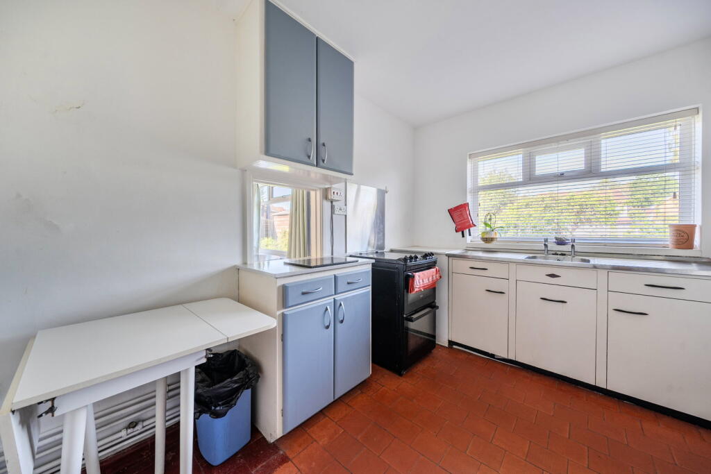 House in Basingstoke and Deane, Basingstoke - View 4