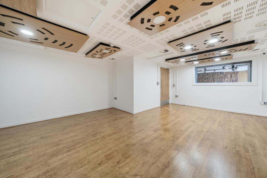  be9d06a6aacARW1.jpg