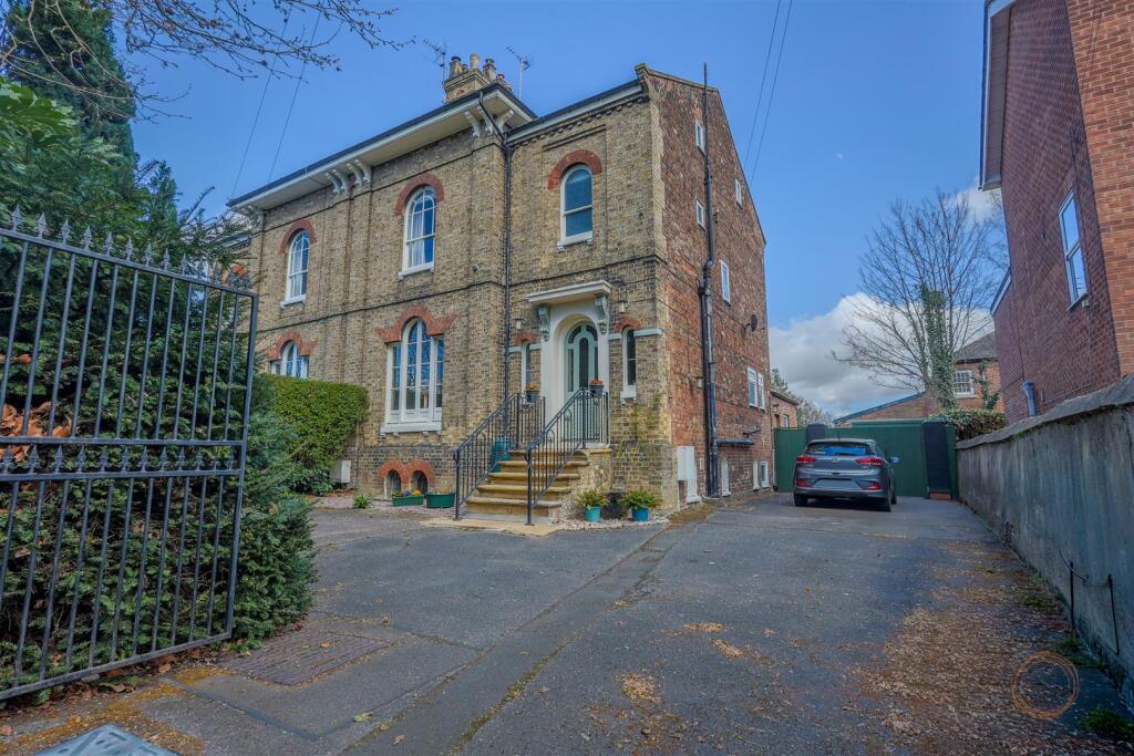Main image of property: Pinchbeck Road, Spalding