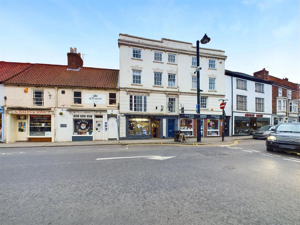 3-bed other on Eastgate, Louth, £345,000