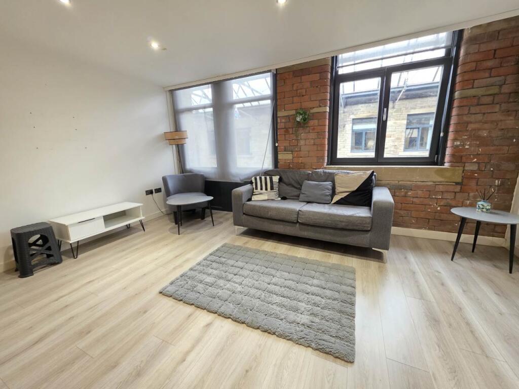 Apartment in Bradford - View 5