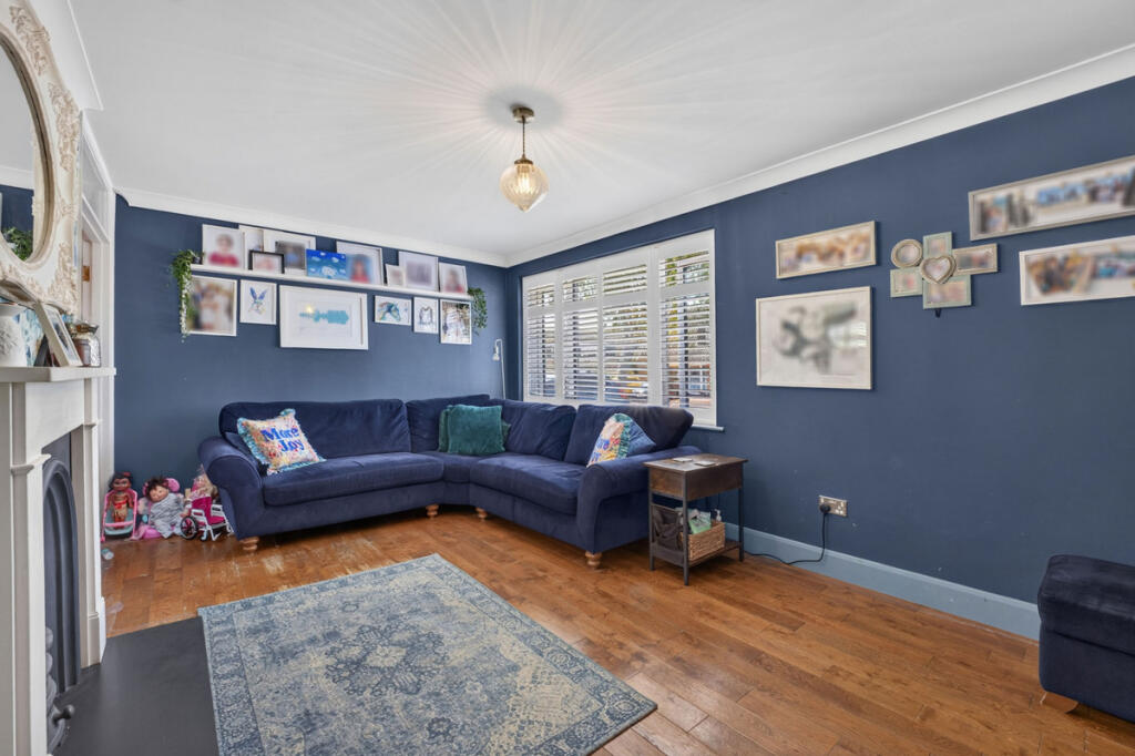 House in Corby, Danesholme - View 4