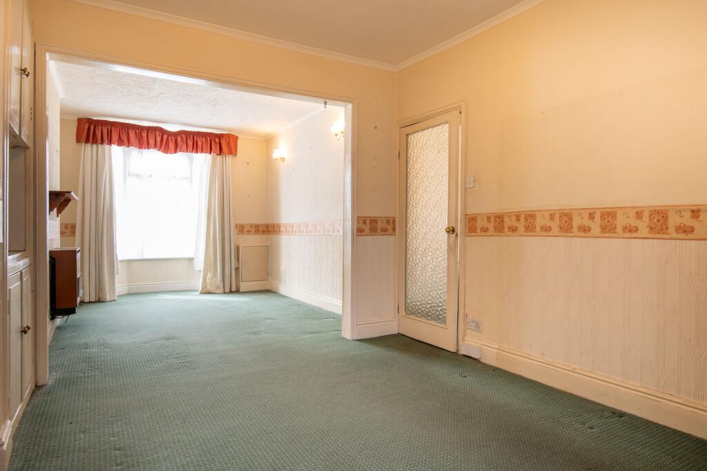 House in Wellingborough, Burrow's Bush - View 4