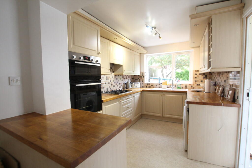 House in Sandy, Central Bedfordshire - View 2