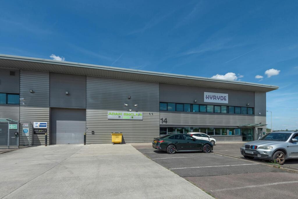 21Unit_14_Easter_Industrial_Park_RM13.jpg