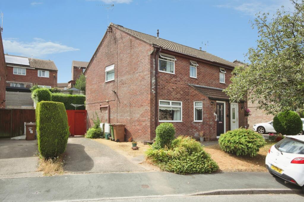 Main image of property: Clos Cyncoed, Caerphilly