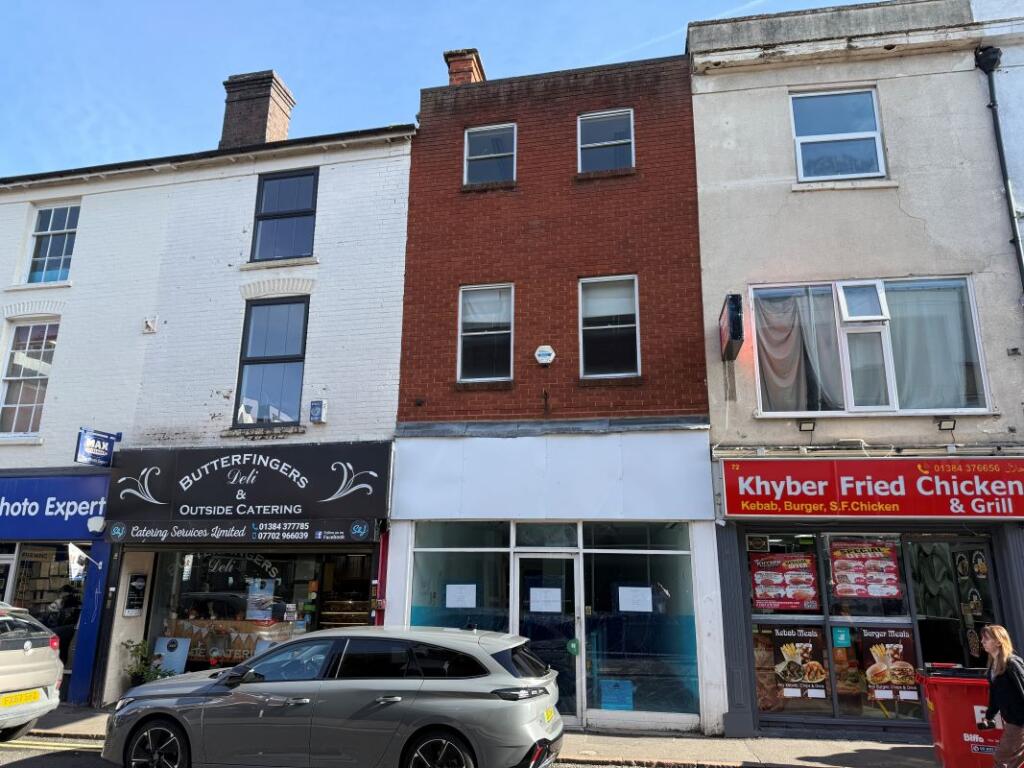 Main image of property: 71 High Street, Stourbridge, DY8 1DX