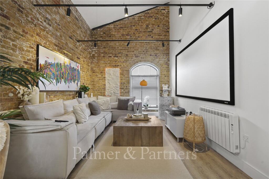 Main image of property: Maponite Buildings, Hawkins Road, Colchester, Essex, CO2