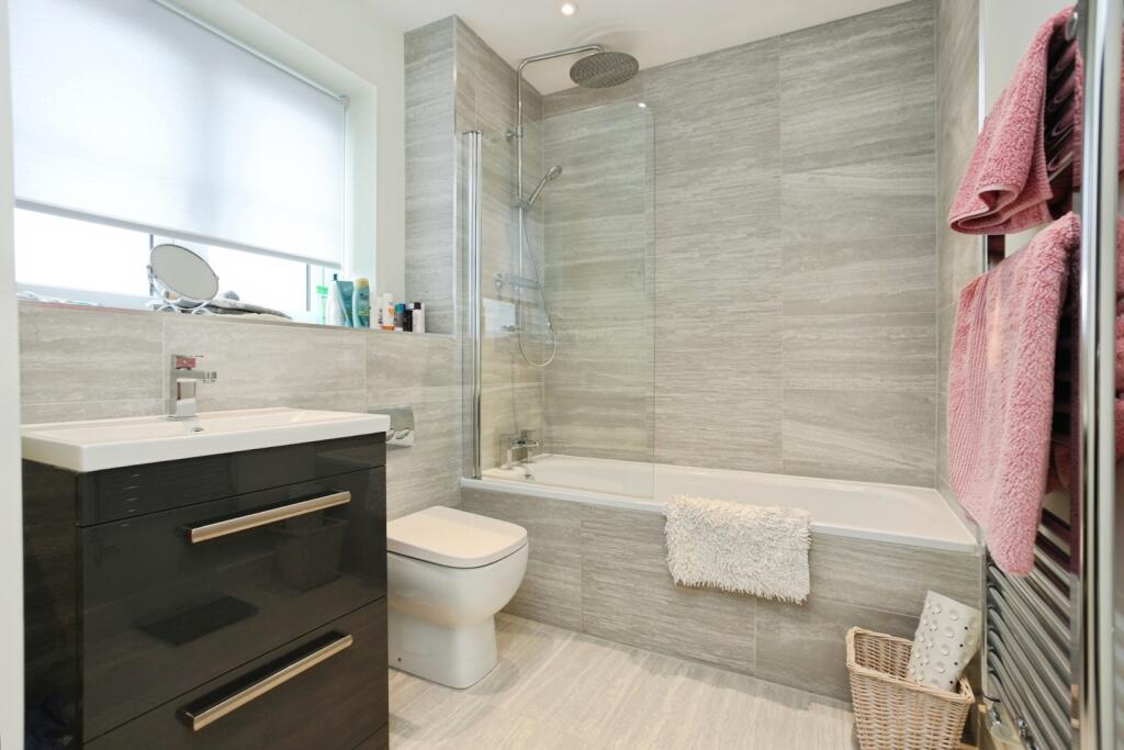 House in Maidstone, Staplehurst - View 5