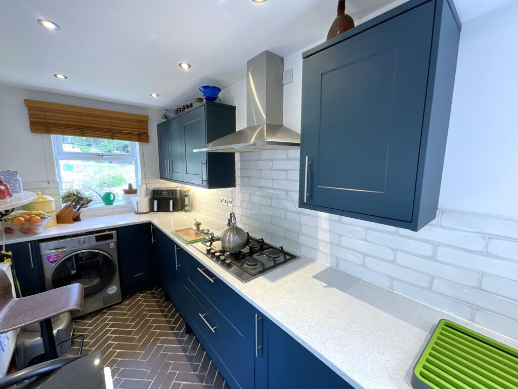 House in Sandwell, West Midlands - More