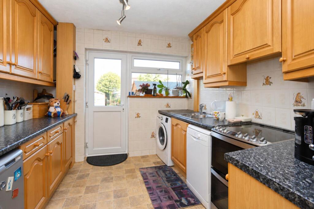 House in Tring, New Mill - View 5