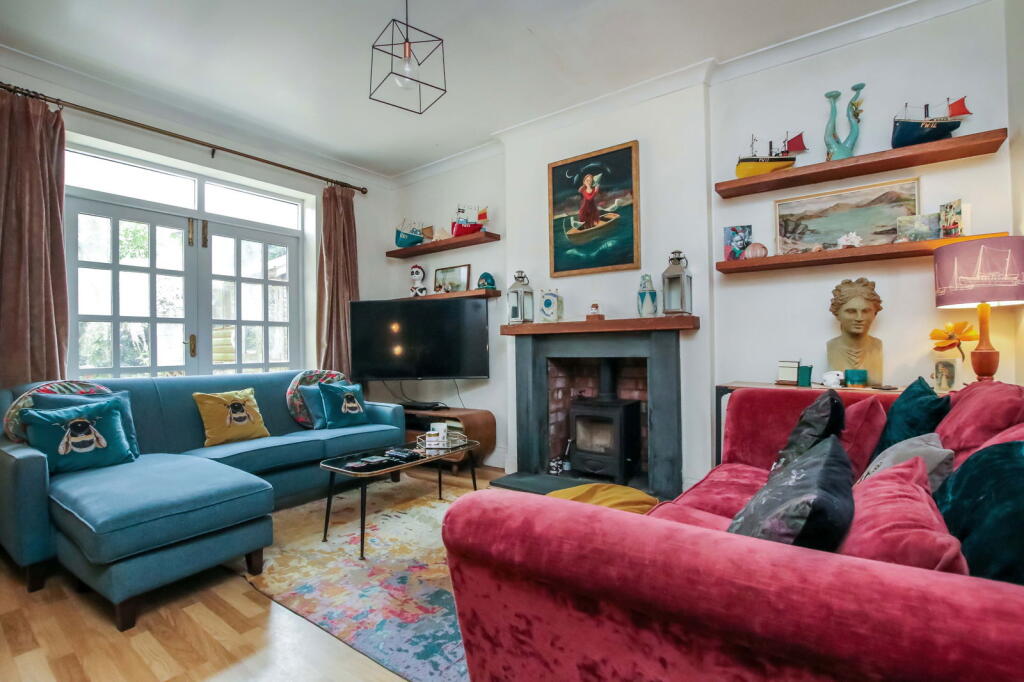 House in Sefton, Liverpool City Region - More