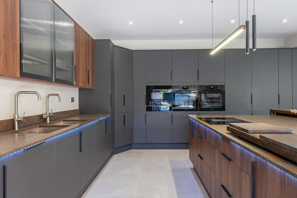 House in Chelmsford - More