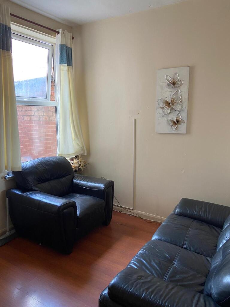 Golden Hillock Road, Sparkbrook photo 5