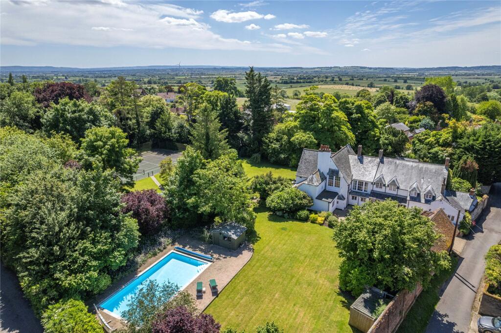 House in Whitchurch - View 5