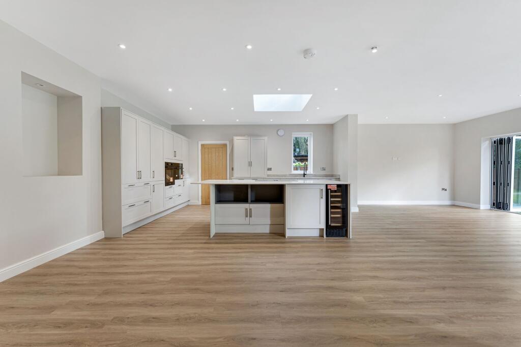 House in Stockport - View 5
