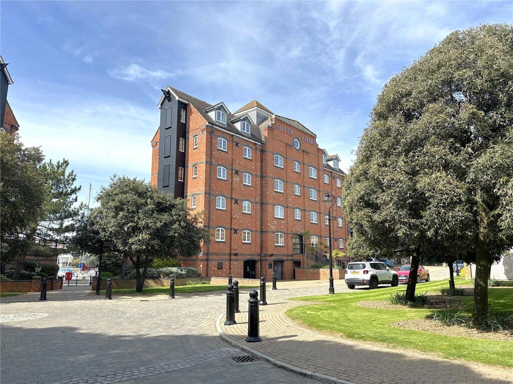 Main image of property: Silver Strand East, Eastbourne, East Sussex