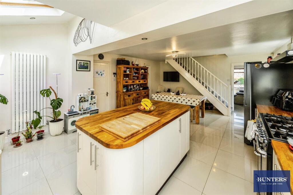 House in Calderdale, Stainland & District - View 4