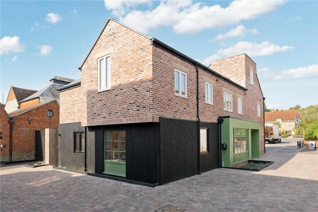Main image of property: Harts Yard, Farnham, GU9