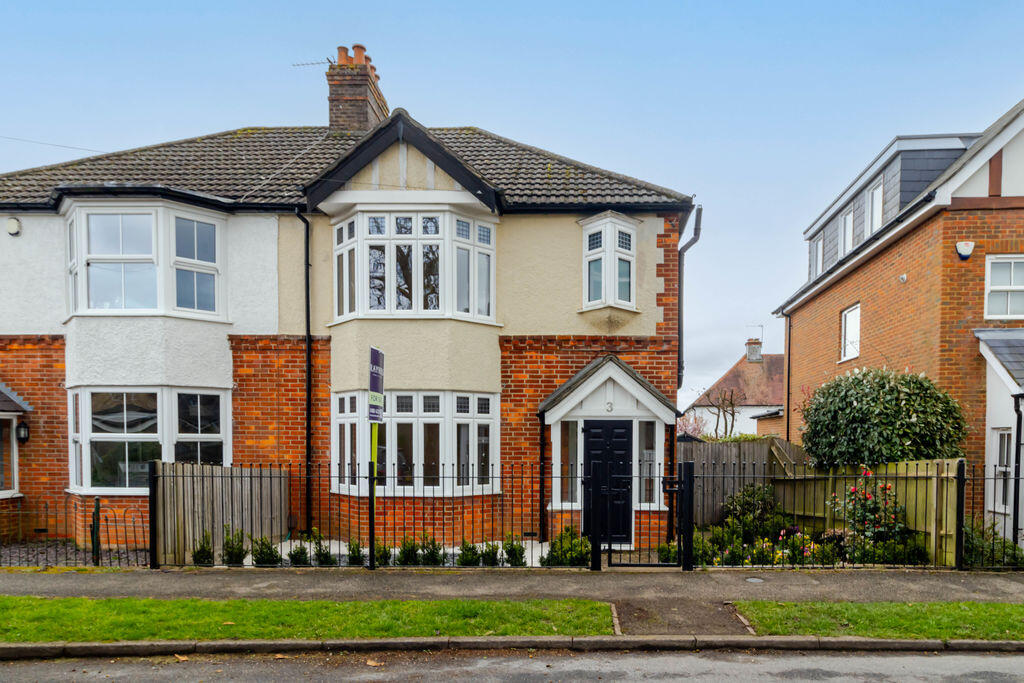 Main image of property: Warren Park, Warlingham