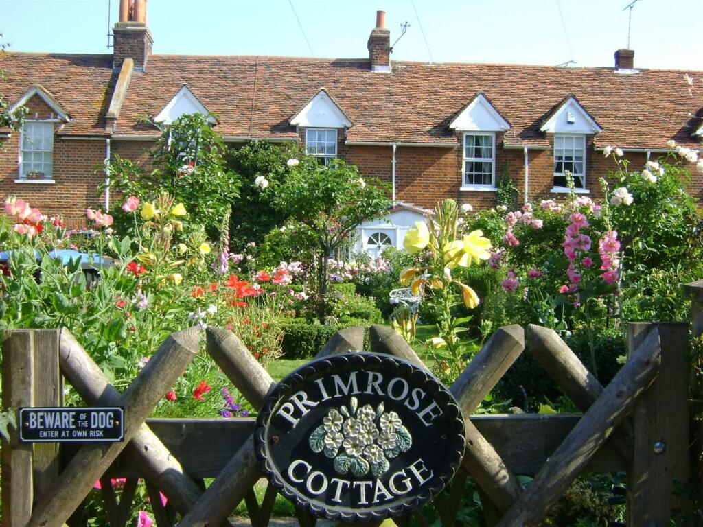 Main image of property: West End Lane, Essendon