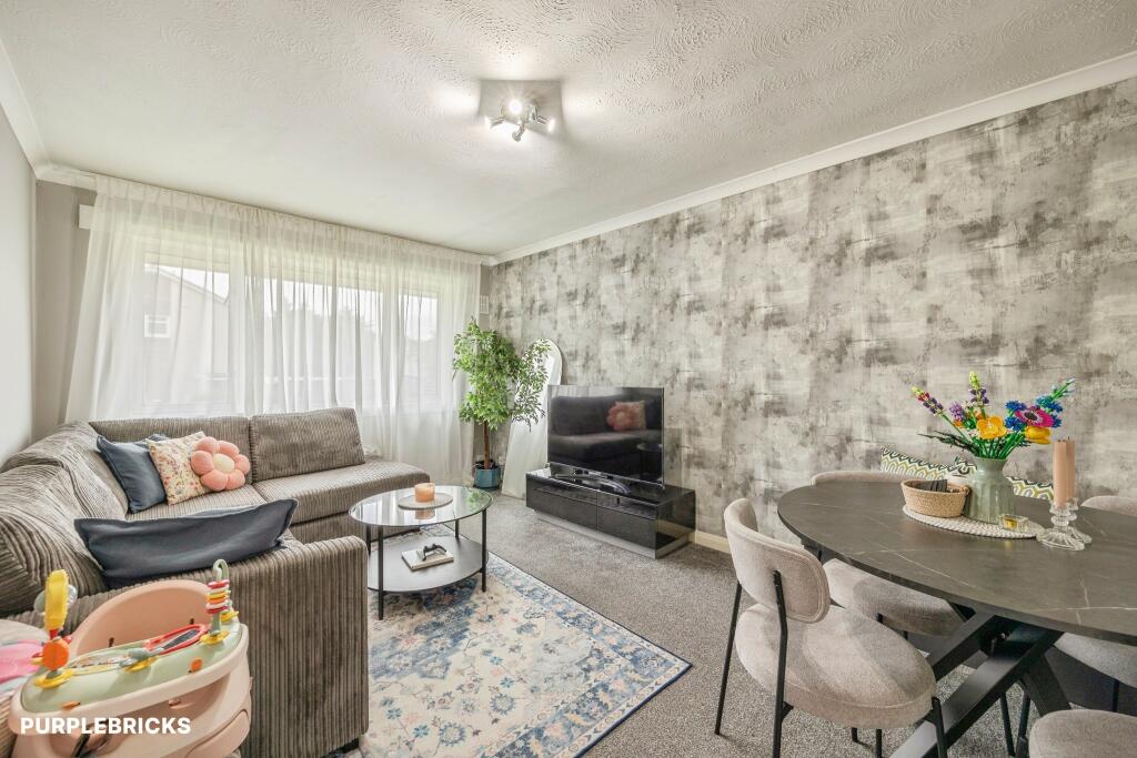 Ogilvie Way, Livingston, EH54 photo 2