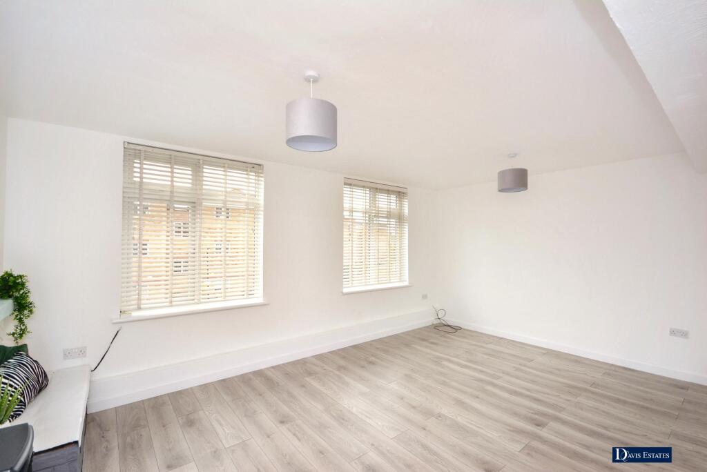 Apartment in London, Cranham - More