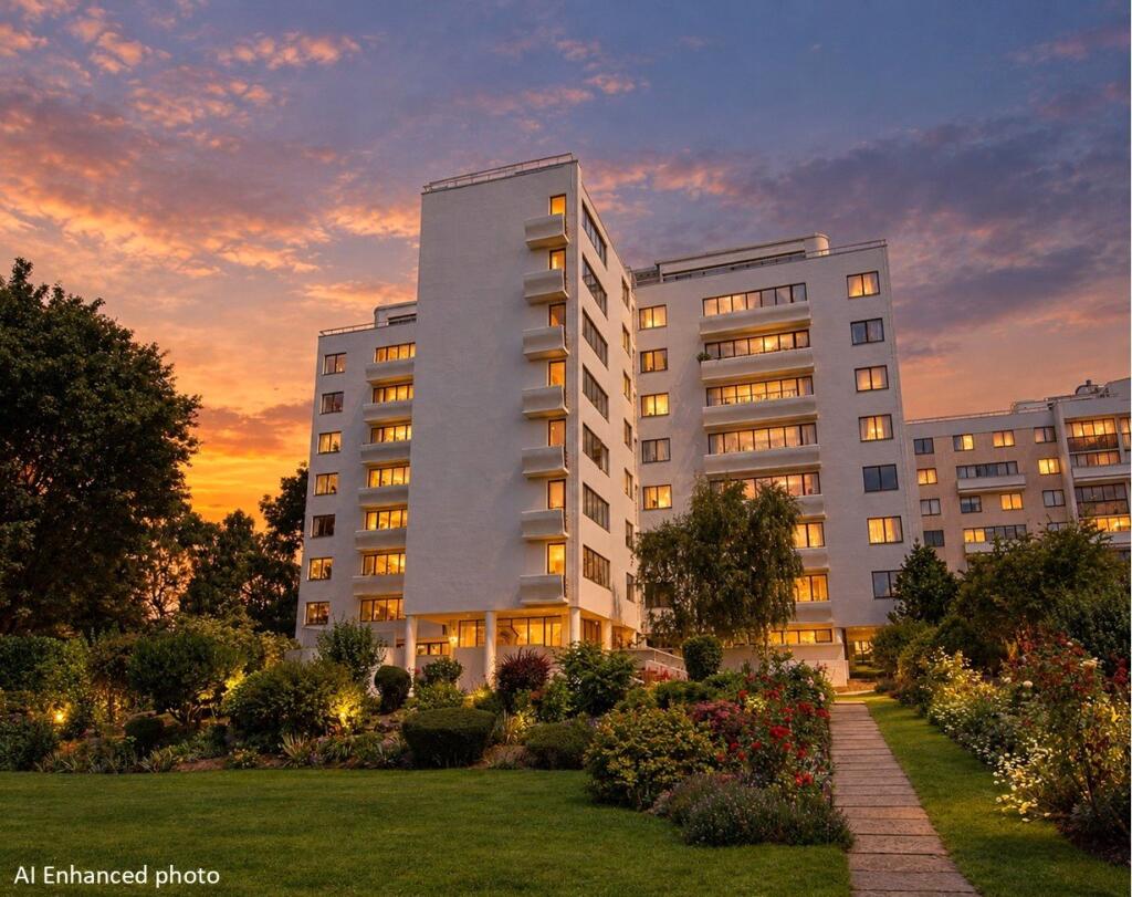 Main image of property: North Hill, Highgate Village, London, N6