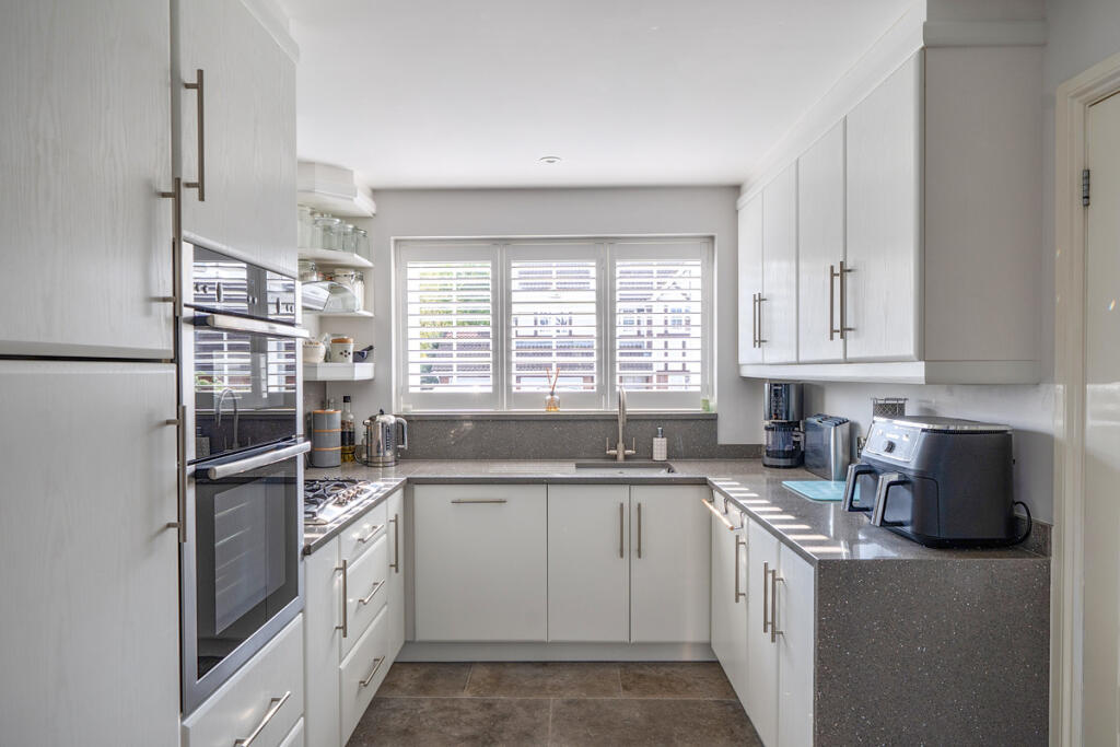 House in Bristol, Downend, Downend and Bromley Heath - View 5