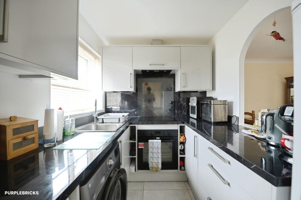 Main image of property: Shaw Crescent, Tilbury, RM18