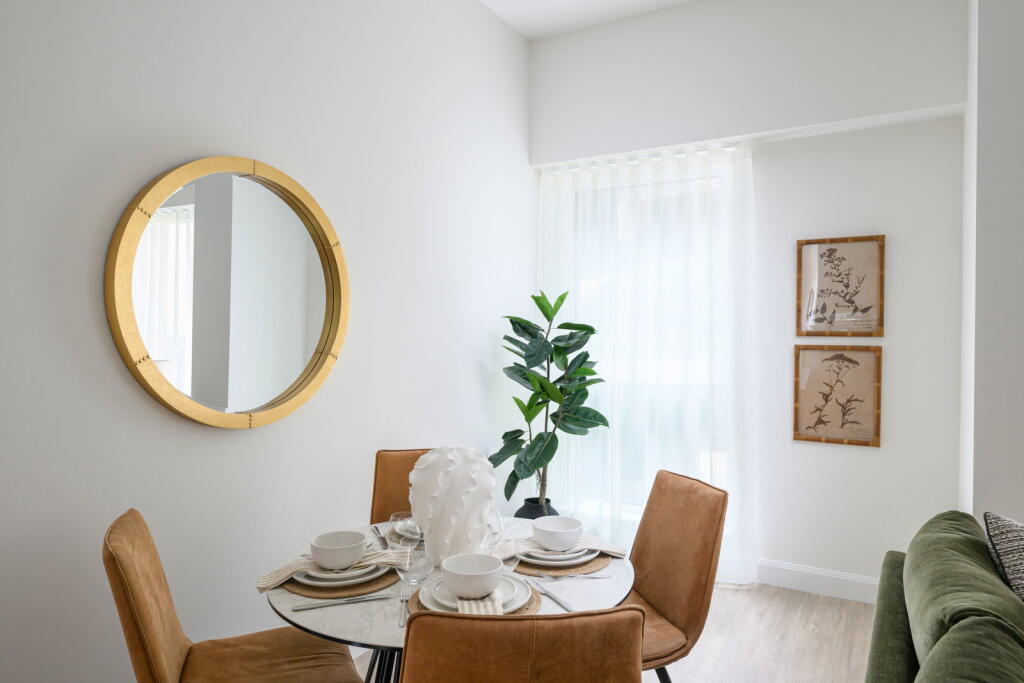 Apartment in London - View 5