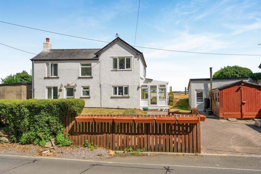 Main image of property: Symonds Yat Rock, Coleford