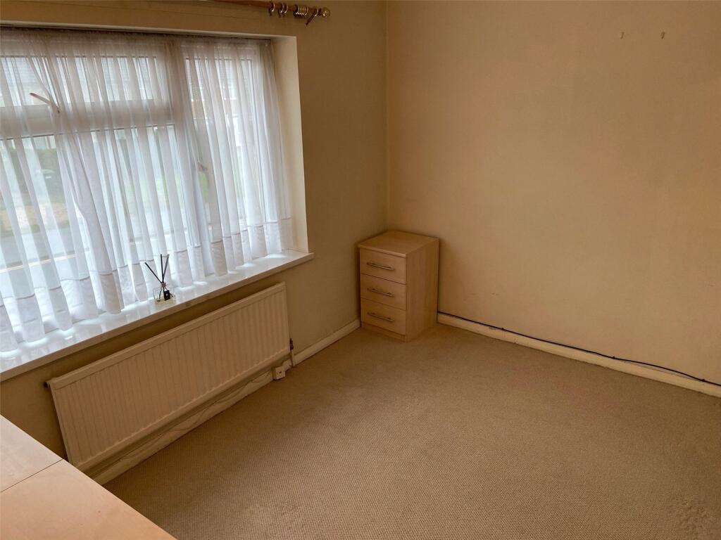 House in Slough - View 4