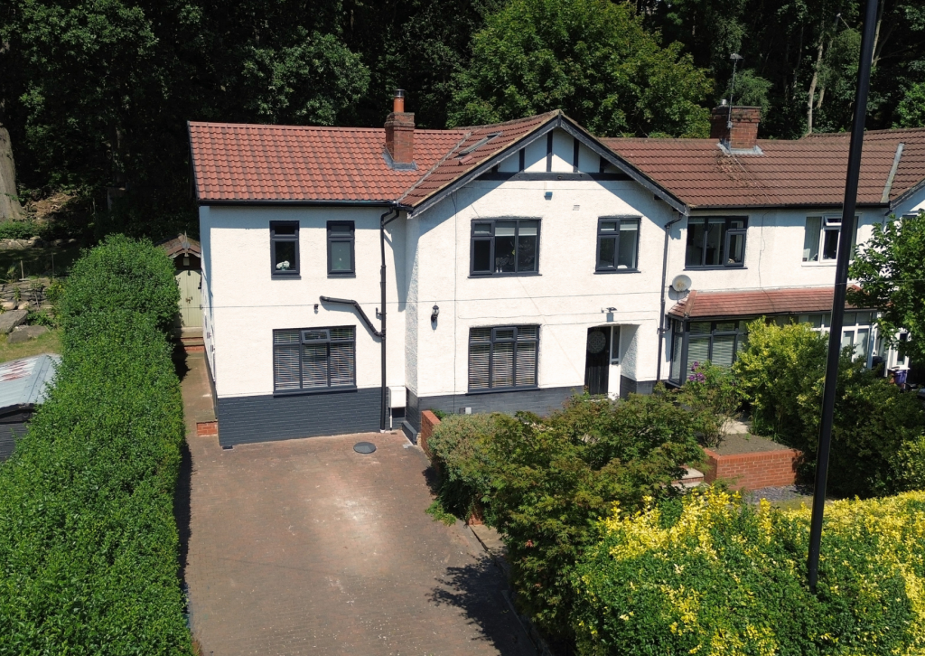 Main image of property: Hawksworth Road, Horsforth, LS18