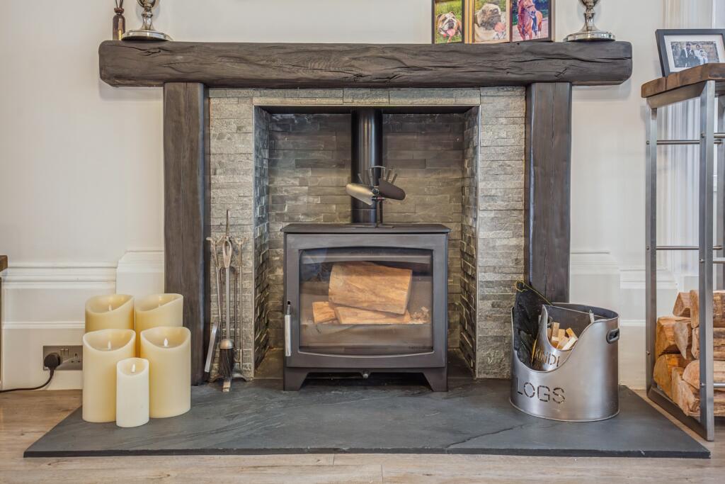 House in Airdrie, Whinhall - View 5