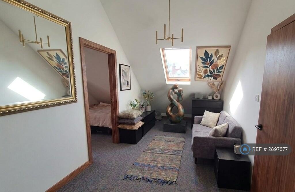 Main image of property: Hanger Lane Ealing, London, W5