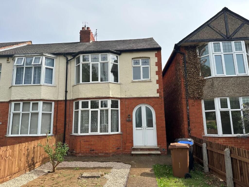 3-bed terraced on Kettering Road, Northampton, £300,000