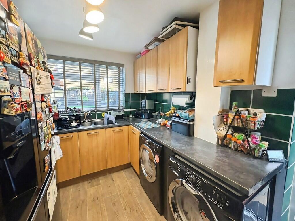 Billingham Close, Saintbridge photo 4