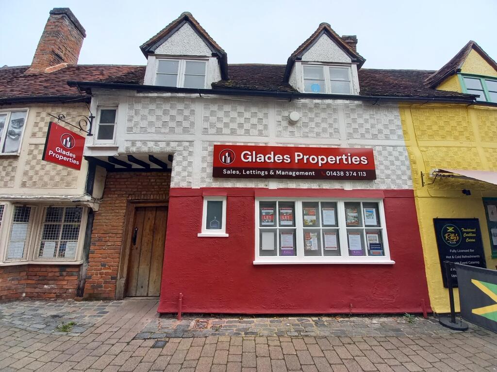 Main image of property: 4 Baker Street, Stevenage, Hertfordshire, SG1 3AL