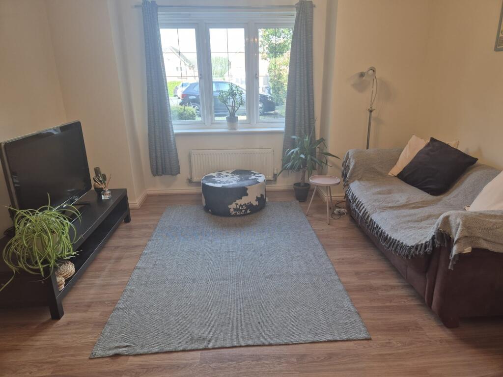 Apartment in Warrington - View 3