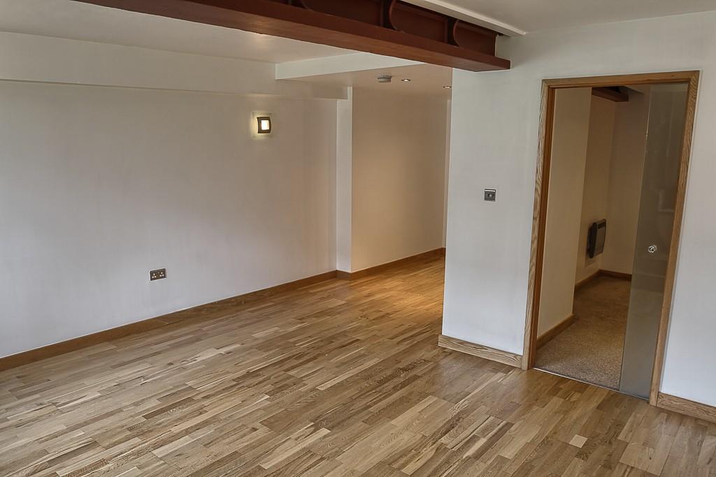 Apartment in Bradford - View 2