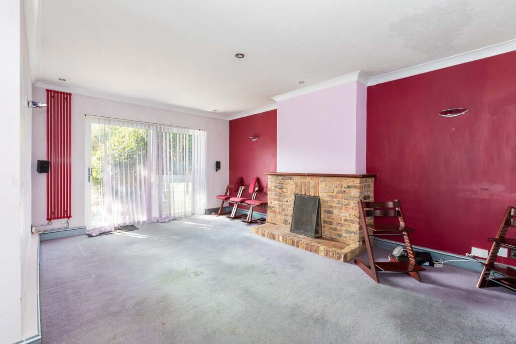 House in Slough - View 5