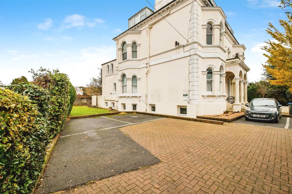 Main image of property: Farncombe Road, Worthing