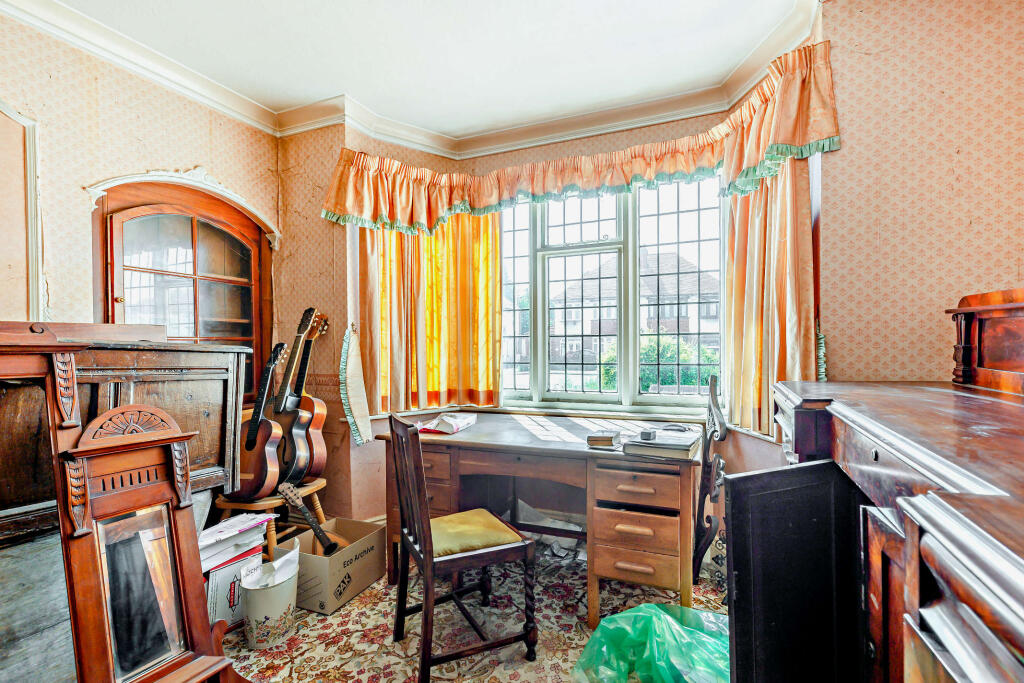 House in Wolverhampton - View 4