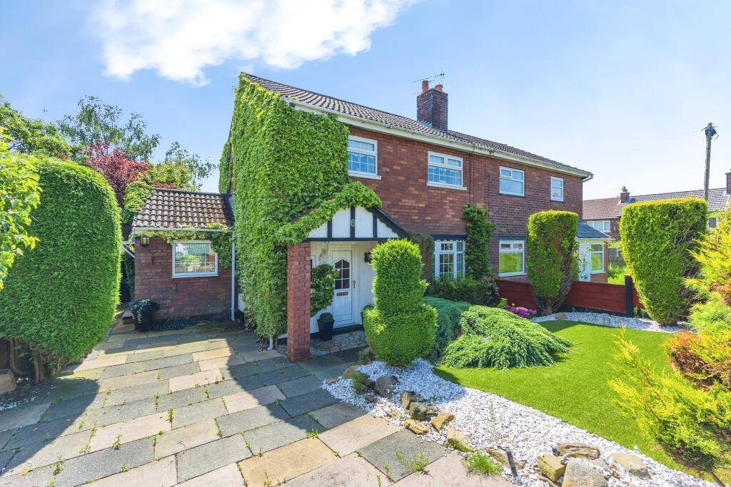 Main image of property: Fields Grove, Hollingworth, SK14