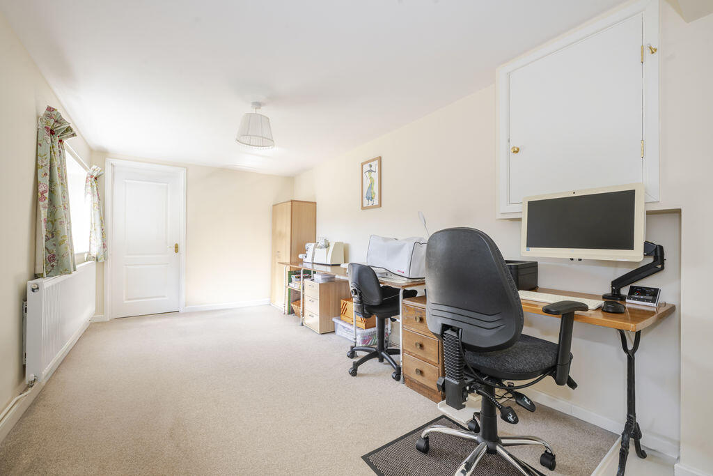 House in Tonbridge - View 5