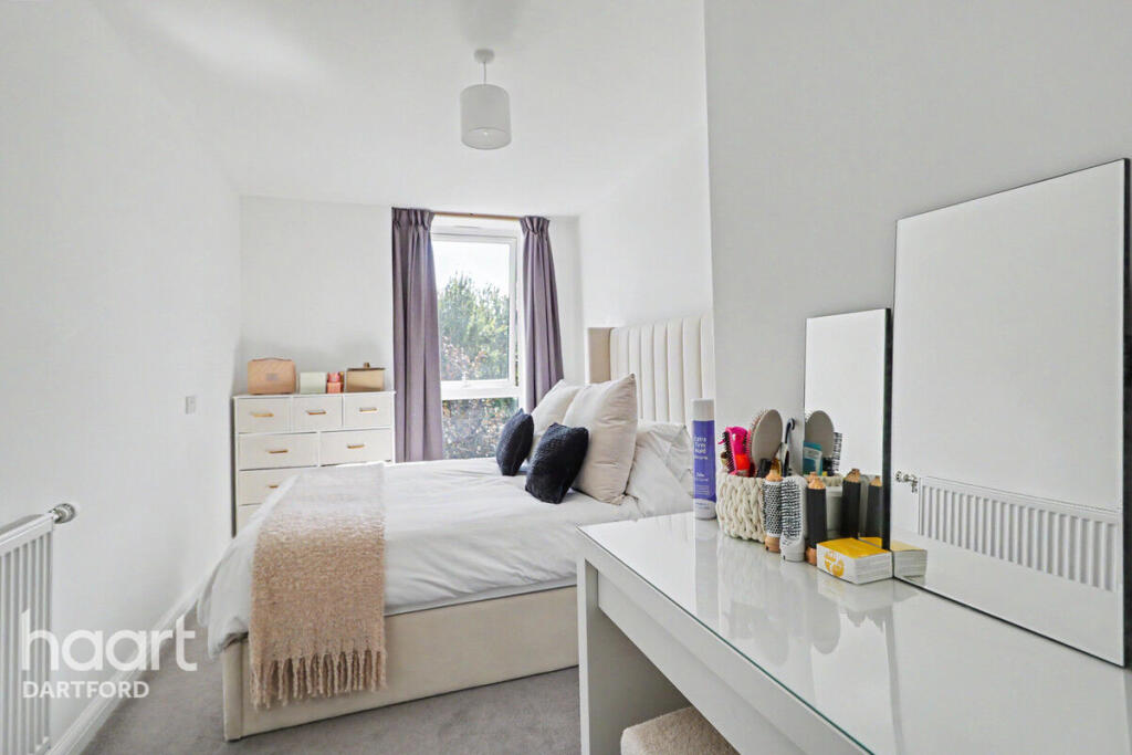 Apartment in Dartford - View 4
