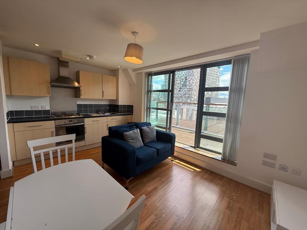 Studio flat for rent