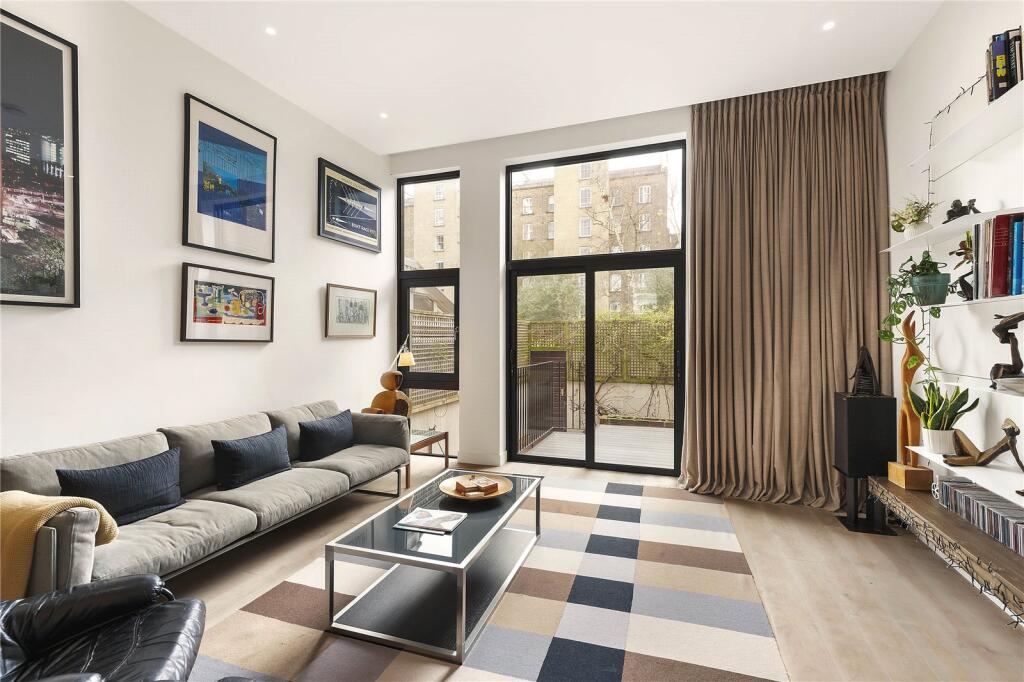 Main image of property: Kensington Place, London, W8