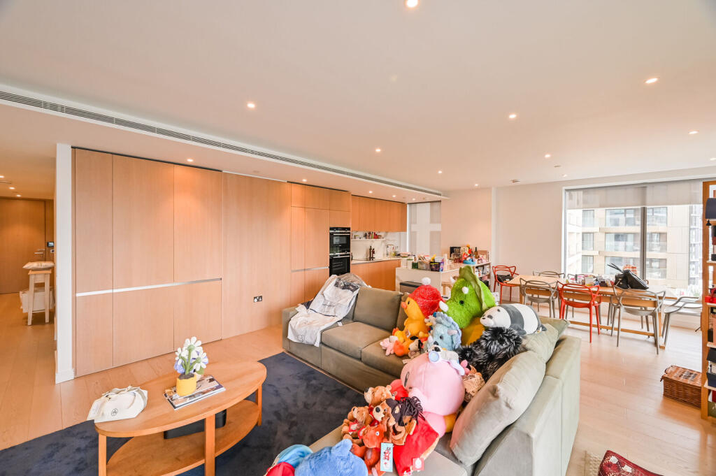 Apartment in London - More